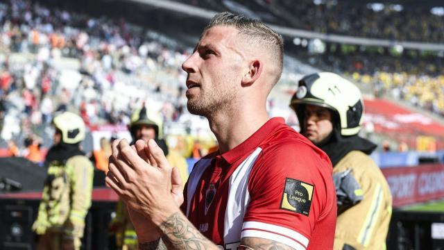 开云-比利时铁卫宣布季末退役 曾因惊恐症告别国家队