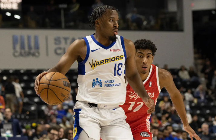 复出后状态略显一般，勇士双向合同后场新秀还得提升自己的表现？