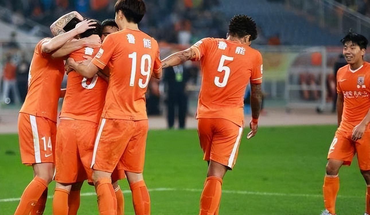 宿茂臻出任鲁能主帅后,他有望第一个被提拔重用,将亮相热身赛